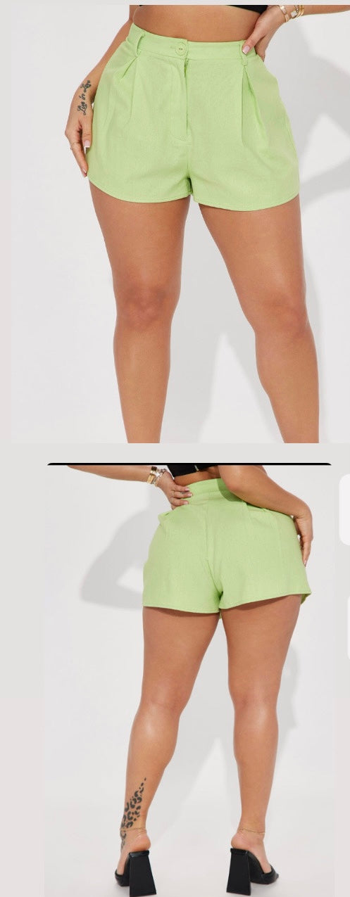 Short verde claro corto, FASHION NOVA,